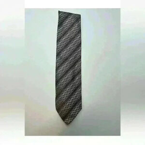 Attractive Bachrach tie, Made in Italy, 100% silk, Black/Tan/Khaki